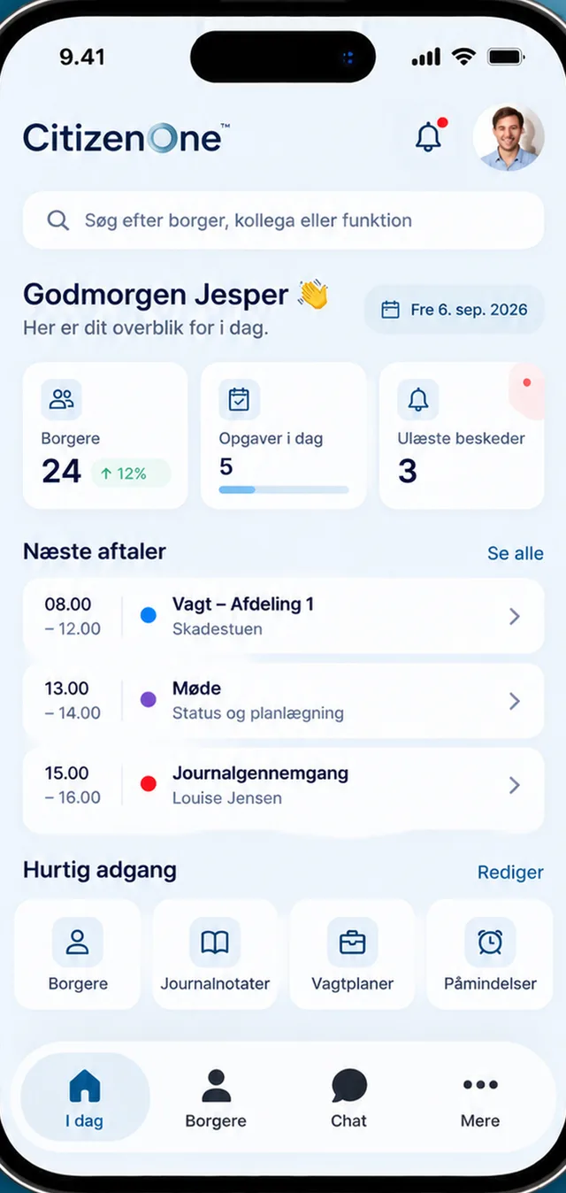 CitizenOne på en iPhone: dagsvyn med dagens bokningar, uppgifter och snabbåtkomst.